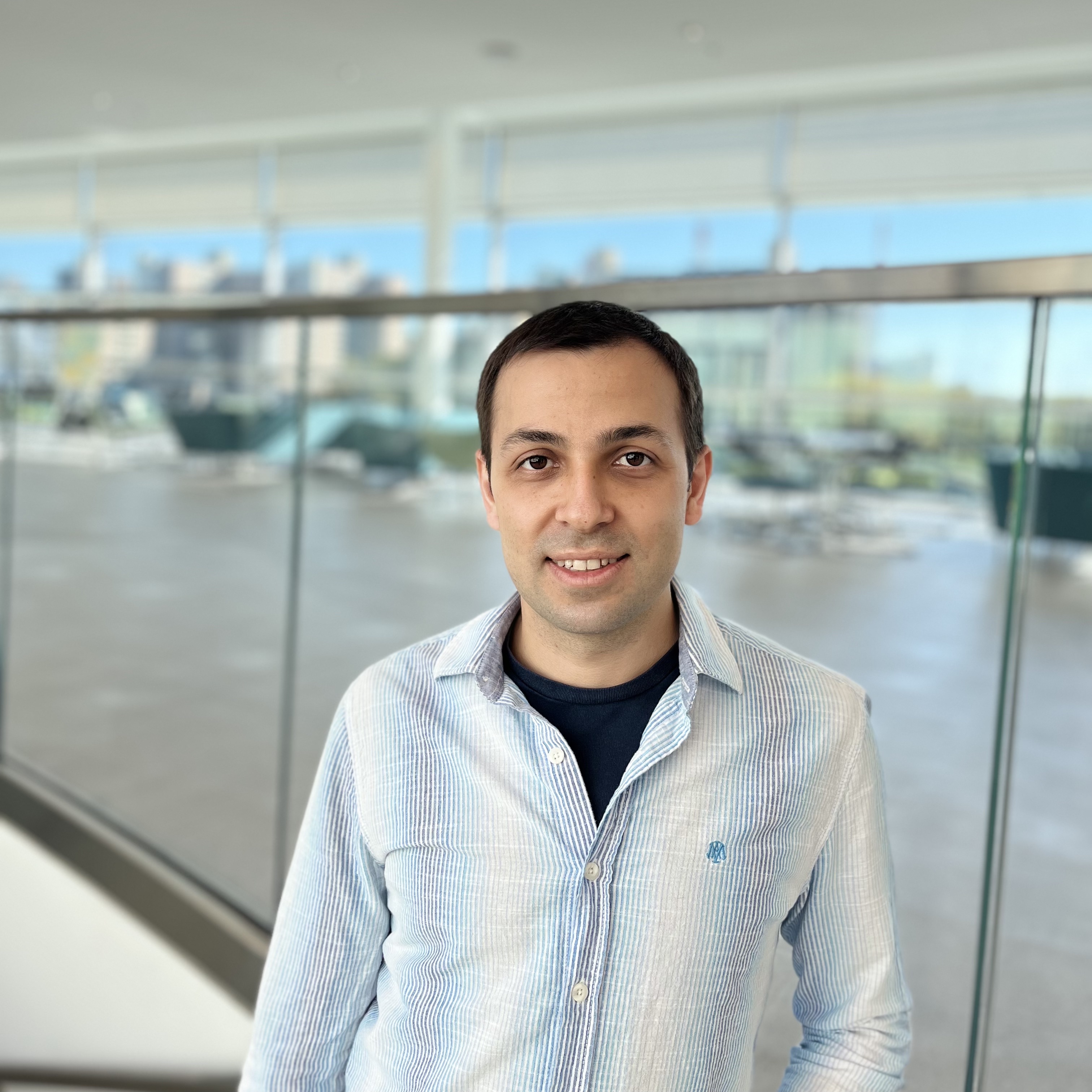 Gökhan Ünlü portrait
